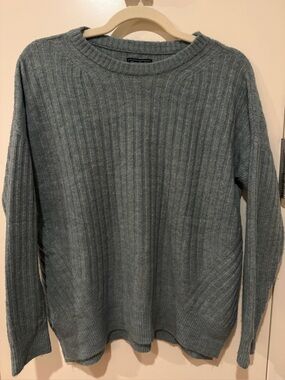 Abercrombie & Fitch Ribbed Crew Neck Blue Gray XS Like New